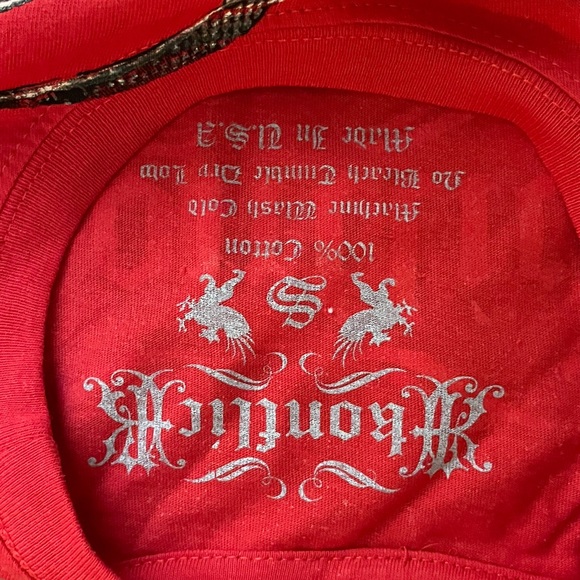 Sz S Sakkas Lion and Vines Metallic Silver Embossed Cotton Mens Fashion T-Shirt - Picture 5 of 5